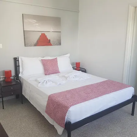 Zajazd Embati Folégandros